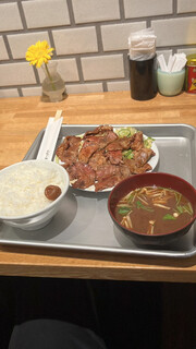 Nikuryouri Matsuzaka - 肉大盛り定食