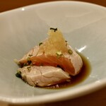 鮨 やすみつ - 桜鱒のしゃぶしゃぶ