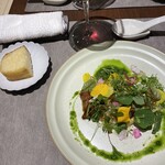 ON the TABLE CHINESE - 