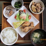 花よりだんご - 料理写真:だんご日替わりランチセット\700