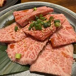 Yakiniku Kara Iya - カルビ