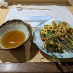 山の仙人 淳  - タラの芽とまたたび天ぷらを汁で