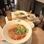 175°DENO担担麺 - 