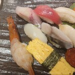 すし清次郎  イオン盛岡南店 - 大漁12貫ランチ（左・アップ）