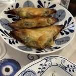 ギリシャ料理 taverna ミリュウ - カニのスパナコピタ