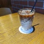 バニラビーンズ みなとみらい本店 - アイスカフェラテ