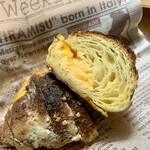 メゾン ムラタ - オレンジのクロワッサンオザモンド ¥280