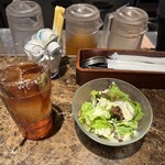 アジアンビストロ Dai - 食前ドリンクとサラダつきます