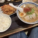 らーめん すみれ 二代目松阪店 - 