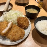 Butaya Ton'Ichi - ▪️ロースカツ定食¥880
                      ▪️メンチカツ¥180
                      　※ご飯、豚汁、キャベツお代わり無料
                      　※キャッシュレス決済可