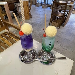 喫茶と菓子 タビノネ_0