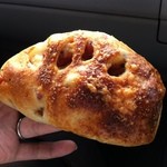 たま木亭 - ゴロゴロ入った角切りベーコンがたまらないベーコンハース189円