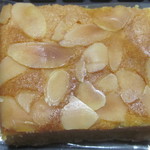 ベルグバーン - ケークアマンド