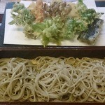 蕎麦處 しみず - 野菜天と生粉打ちそば。