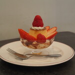 カフェ リゼッタ - プリンアラモード