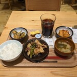 カフェ&ミール ムジ - 