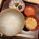 WASHOKU たか木 - 味噌汁とお漬物
