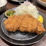 Tonkatuaokinokareya ippekoppe - カタロースかつ定食 200g