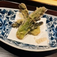 WASHOKU たか木 - タラの芽の天ぷら　◎