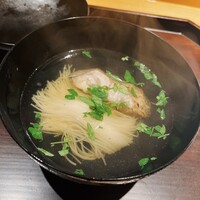 WASHOKU たか木 - ヒゲダイ　煮麺　山椒の葉っぱ　お椀　◎