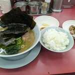 山岡家 - 料理写真: