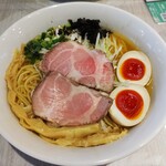 Toripaitan Torimaru - 特製鶏白湯ラーメン醤油(1250円)＋中盛り(150円) 