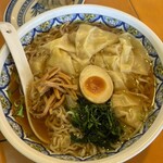 Chuugoku Ramen Youshuu Shounin - ワンタンタップリに、旨みアリのシンプルな醤油スープ♪