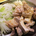 Taishuusakaba Motenashiya - 蒸し鶏