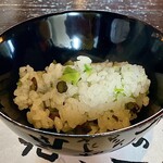 たでの葉 - そら豆・蕨・コシアブラの炊き込みご飯
      これは美味しい！！