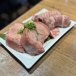 Horumon Yakiniku Shimachan - 