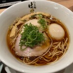 らぁ麺 はやし田 - 料理写真:はやし田国立店(醤油らぁ麺)