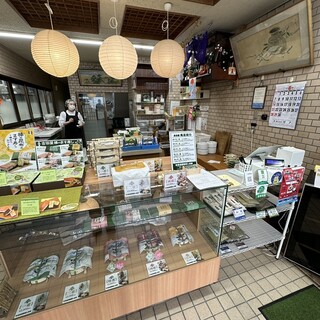 吉田屋鱒寿し本舗_2