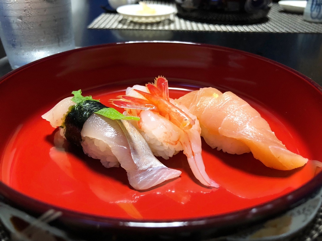 寿し 駒 本店