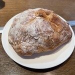 TANI ROKU BAKERY PANENA - 手捏ねのくるみパン