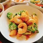 チャイナ食堂 龍福KITCHEN - 