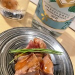 丸鶏料理と濃厚水炊き鍋 鳥肌 - 