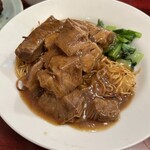 楽園 - 牛バラ肉の焼きそば