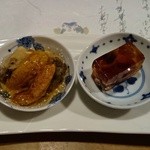 とく山 - ［１回目］煮こごり、蒸し鮑 うに ジュレがけ