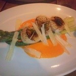 organ - アスパラガスとホタテの前菜