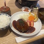 Yakiniku Tareyoshi - 限定10食！和牛ハンバーグ定食950円