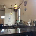 Saramanje Hiro - 店内