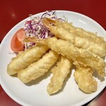 中華菜館 紅宝石 - エビの天ぷら ¥935