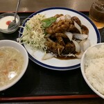 栄記 餃子酒場 - 黒酢豚のセット