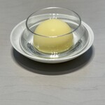 レミニセンス - バターの造形が余りにも美しく、崩すのも気が引けバターなしで頂きました（笑）