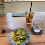 お出汁とお魚 スズノネ - ランチのサラダ・ドリンク