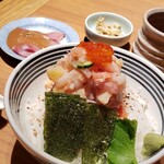 日本橋海鮮丼 つじ半 日本橋本店 - 