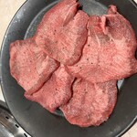 焼肉 とんがらし 本店 - 