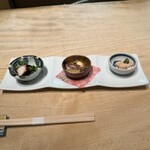 寿司上野坂 - 前菜(蛸の柔らか煮と菜の花、ホタルイカ酢味噌、鯛の子・白子)