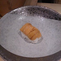 笹丸 - 軍艦なしのウニを塩でッ♪