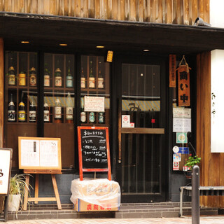 飯田橋駅A2出口すぐ！32年の歴史と秘伝のたれが織りなす焼鳥